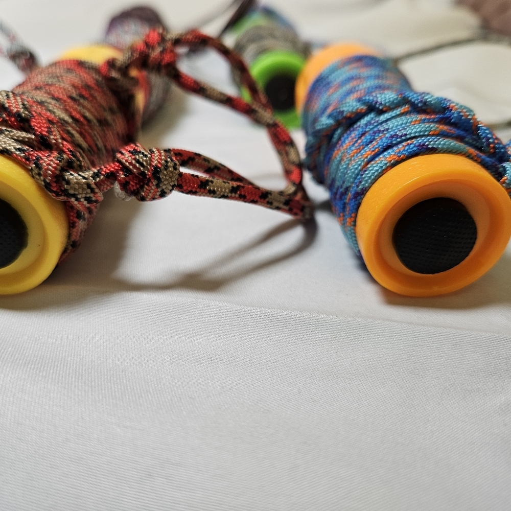 Paracord Wrapped Flashlights With Adjustable‎ Handle - Picture 5 of 6